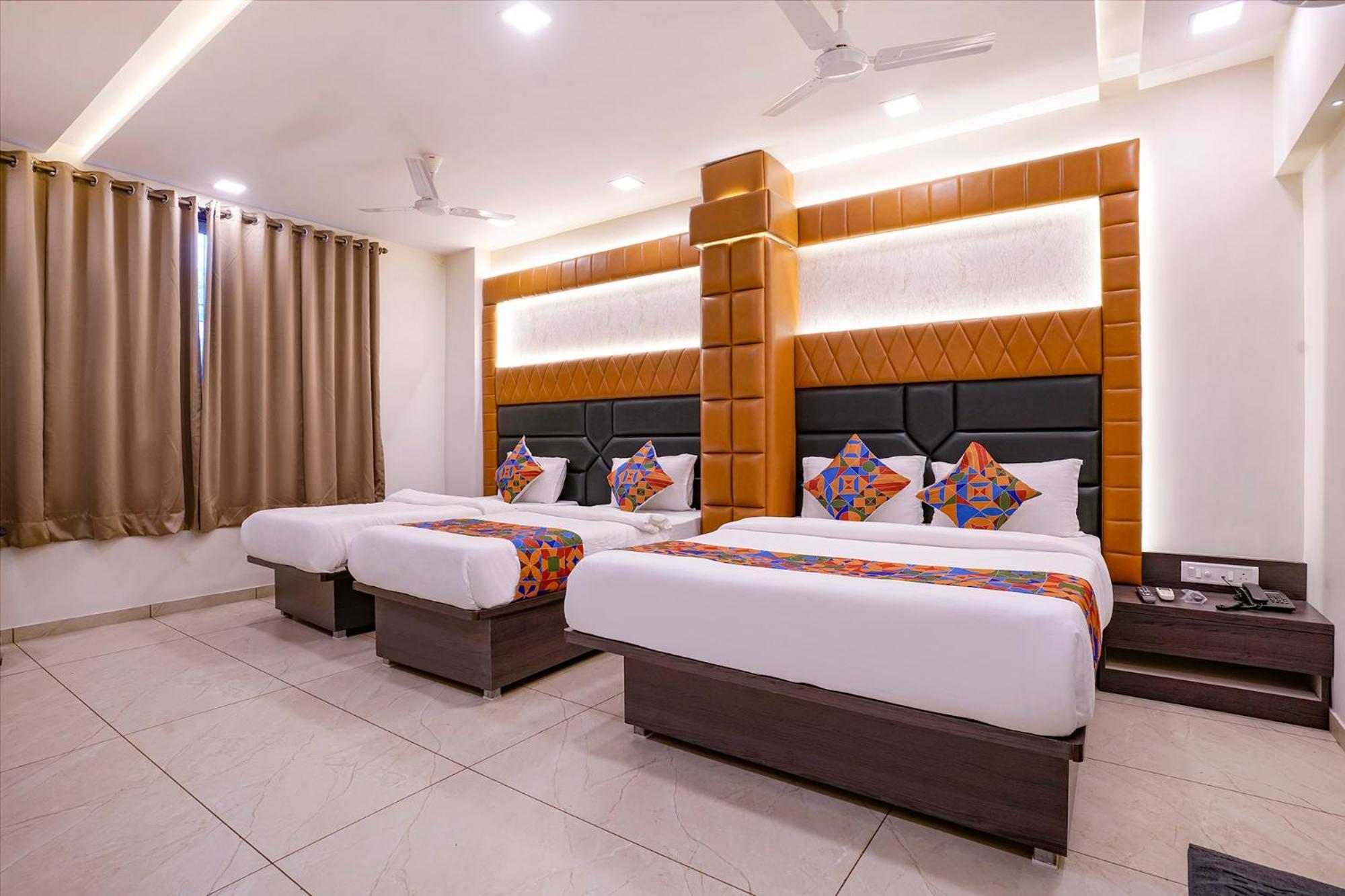 Hotel Fabhotel Sunshine Residency 3*