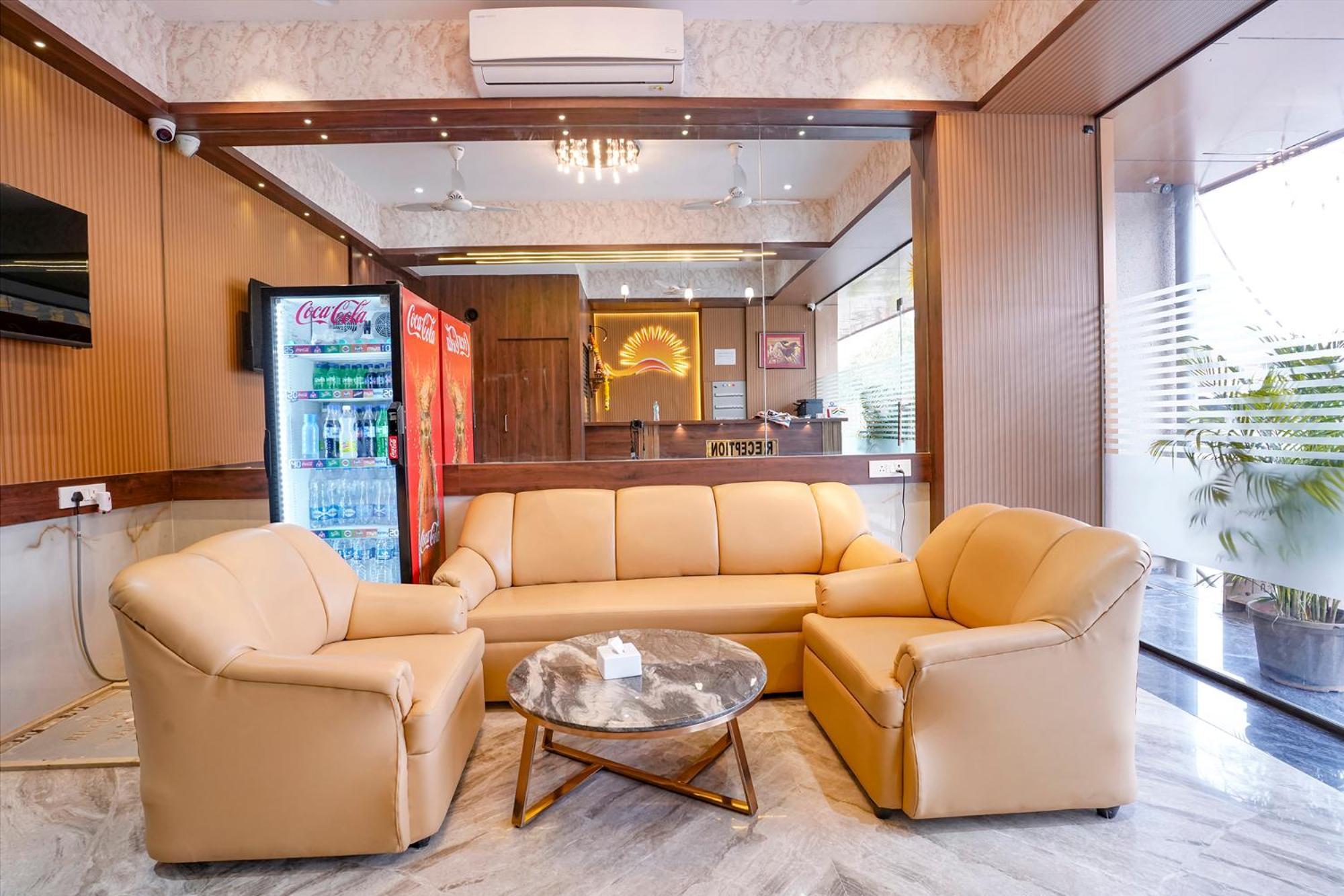 Fabhotel Sunshine Residency