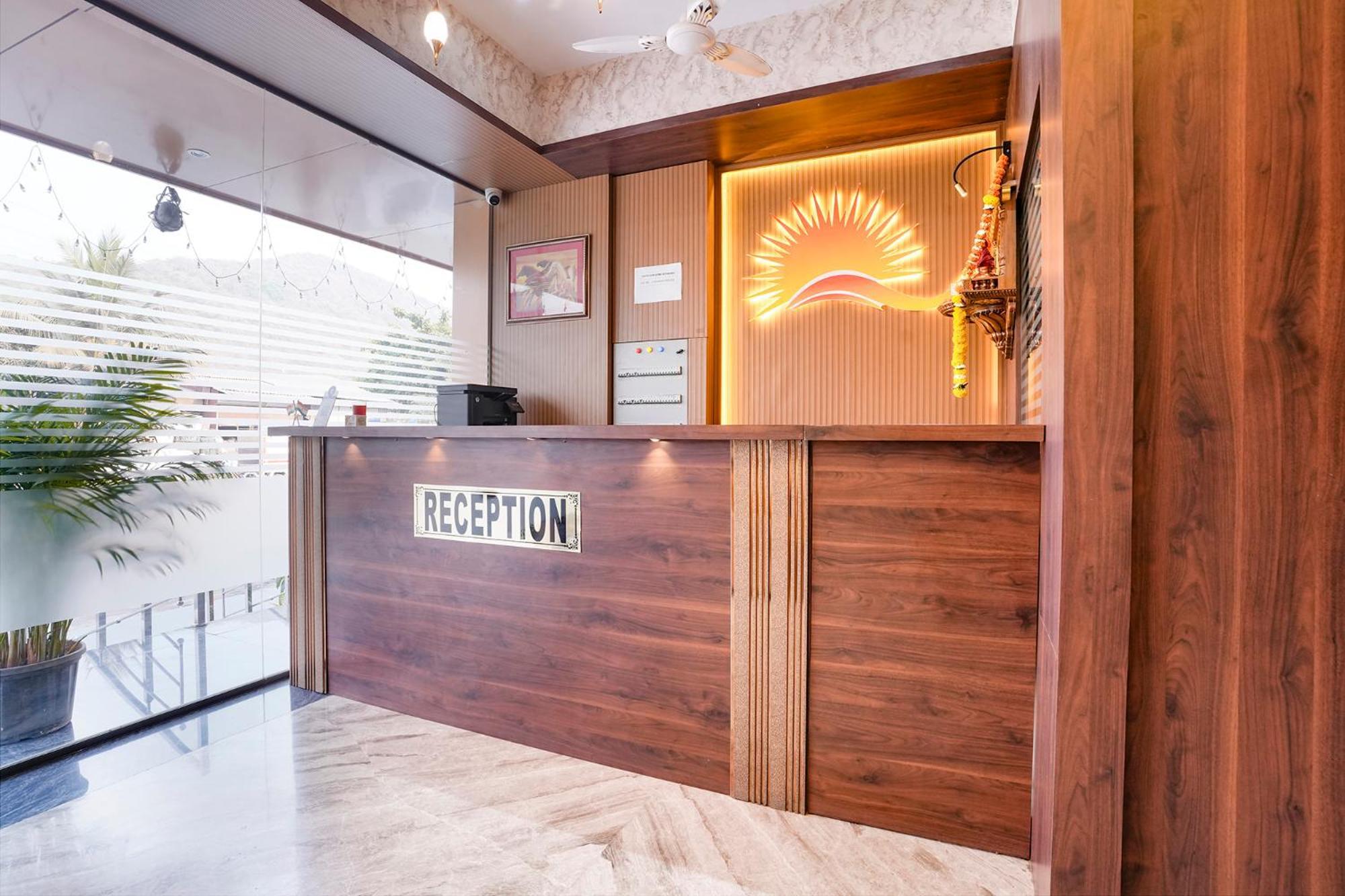 Fabhotel Sunshine Residency 3*